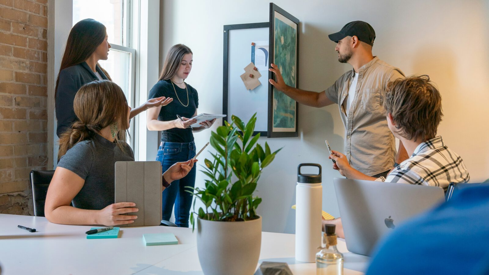 sable-flow-_ZojfXxQ0vw-unsplash-1600x900